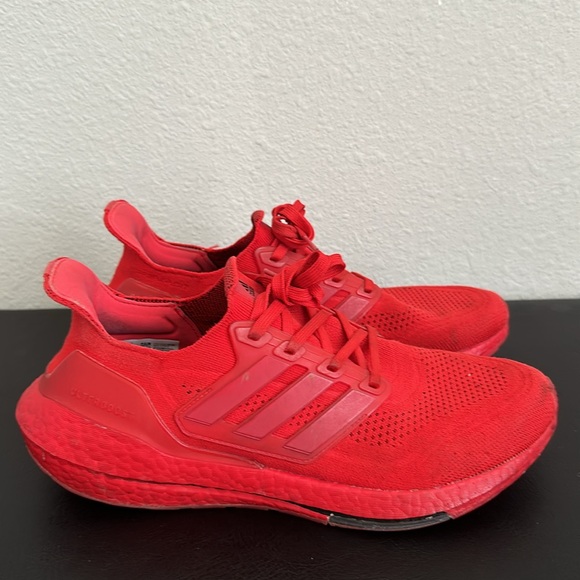 Men Adidas ultra-boost running shoes size 10 - Picture 3 of 8